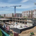 Доля ипотеки, выдаваемой на первичном рынке, в июне немного снизилась.