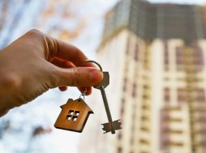 Квартира от застройщика для молодой семьи: что проверить в договоре долевого участия перед подписью